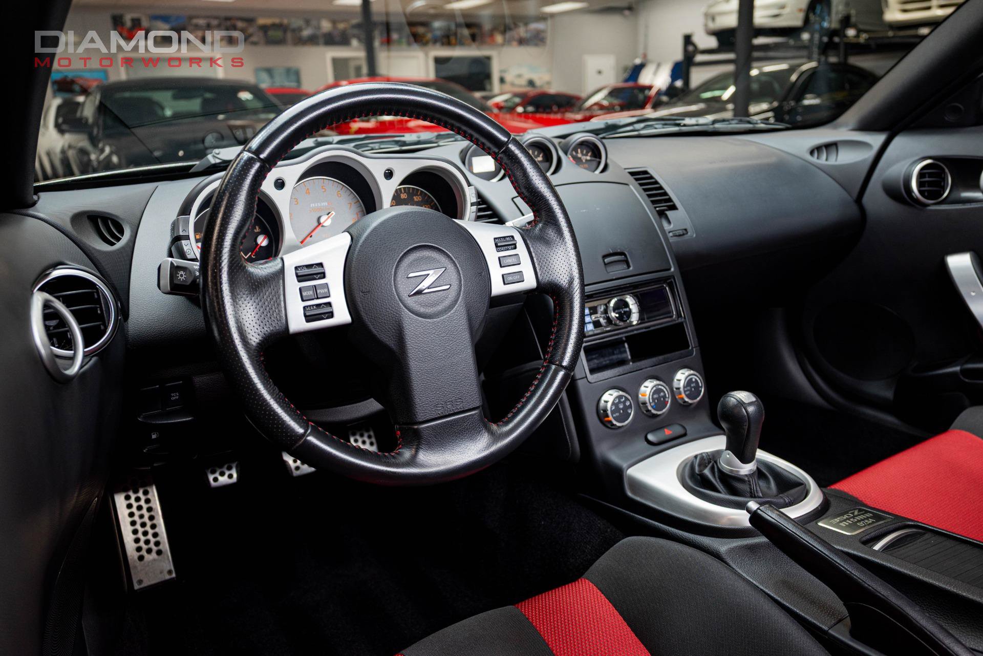 Used 2007 Nissan 350Z NISMO RWD image 74