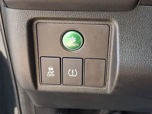 Used 2018 Honda HR-V EX image 25