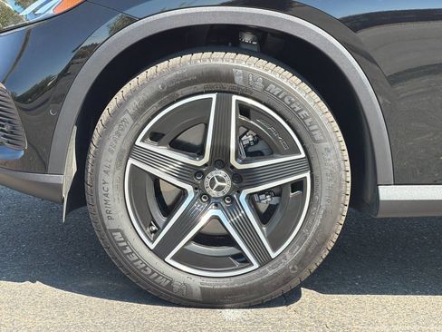 Used 2026 Mercedes-Benz GLC 300 4MATIC image 25