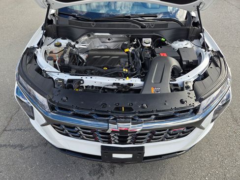 Used 2024 Chevrolet Trax RS image 19