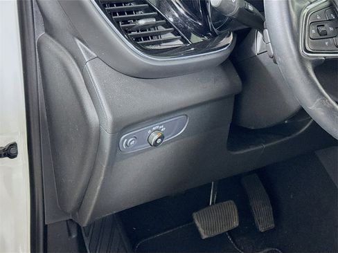 Used 2023 Buick Envision Preferred image 8