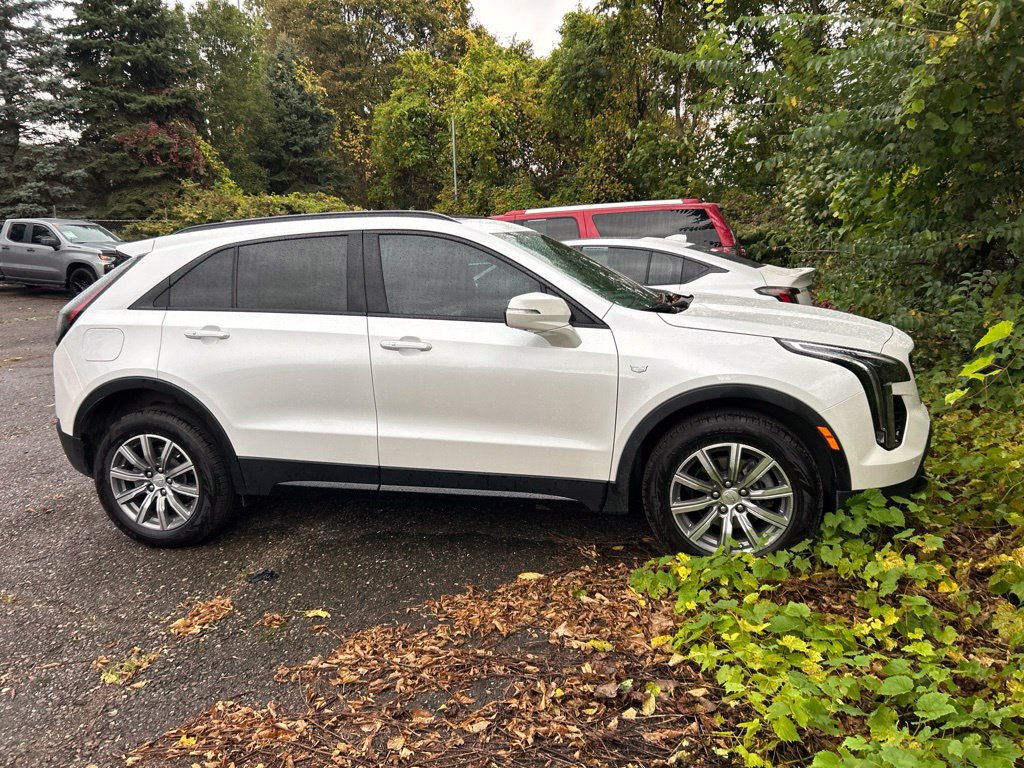 Used 2023 Cadillac XT4 Sport w/ Sun And Sound Package AWD/4WD image 2
