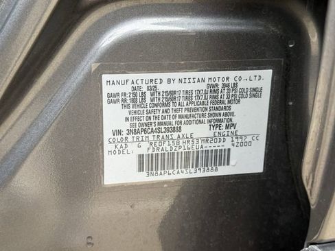 Used 2025 Nissan Kicks SV FWD image 32
