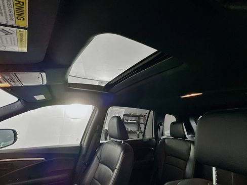 Used 2023 Honda Passport EX-L image 25