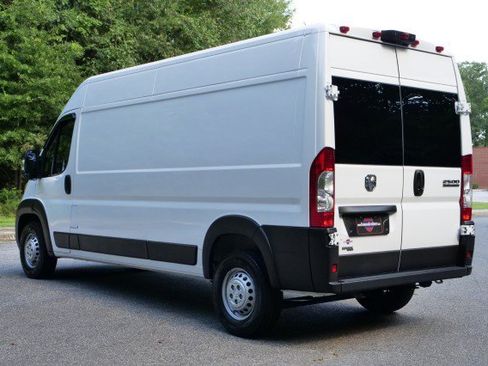Used 2024 RAM ProMaster 2500 FWD image 7