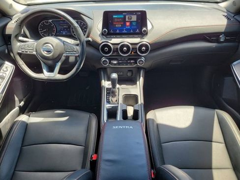 Used 2021 Nissan Sentra SR w/ SR Premium Package image 11