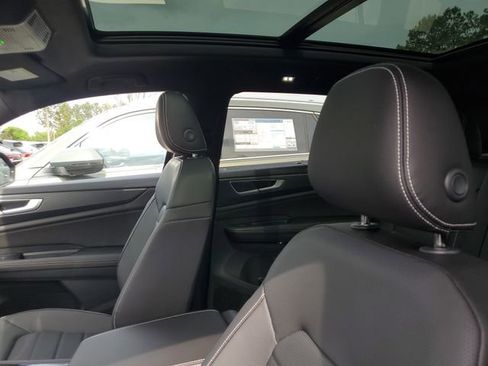 New 2026 Volkswagen Atlas Cross Sport SEL R-Line AWD/4WD image 16