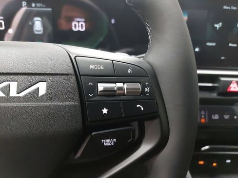 New 2026 Kia Sportage S image 17