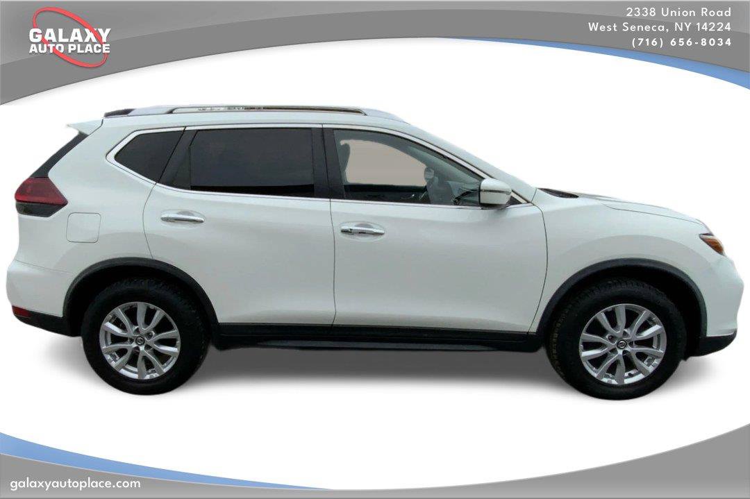 Used 2020 Nissan Rogue SV AWD/4WD image 4