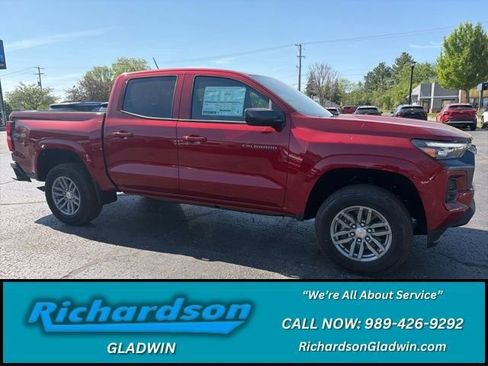 New 2026 Chevrolet Colorado LT w/ LT Convenience Package AWD/4WD image 1