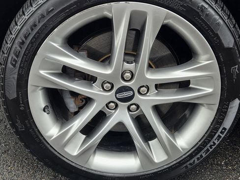 Used 2019 Lincoln MKC Reserve w/ MKC Climate Package image 35