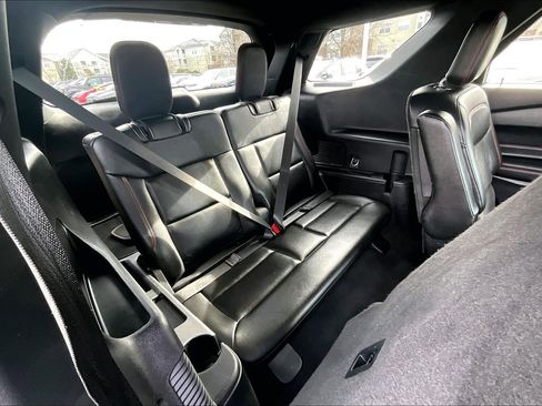 Used 2022 Ford Explorer ST-Line image 26