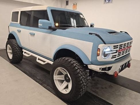Used 2023 Ford Bronco Outer Banks AWD/4WD image 4
