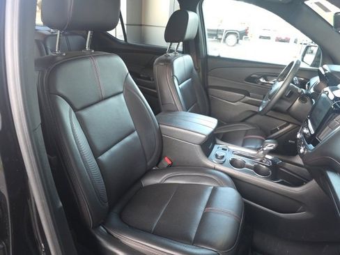 Used 2023 Chevrolet Traverse RS w/ LPO, Floor Liner Package image 11