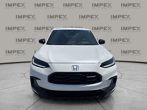 Used 2023 Honda HR-V Sport image 8