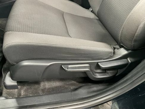 Certified 2022 Honda HR-V EX image 31