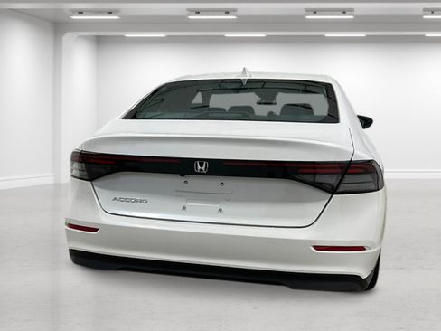 New 2025 Honda Accord LX image 4