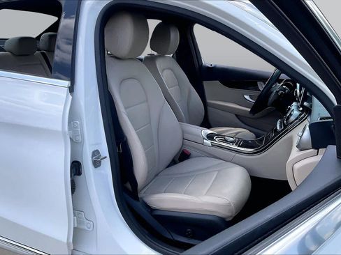 Used 2018 Mercedes-Benz C 300 Sedan image 8