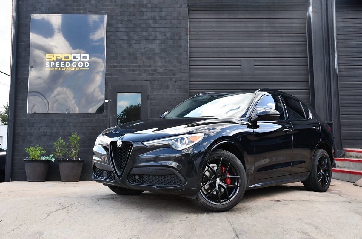Used 2021 Alfa Romeo Stelvio Ti w/ Nero Edizione AWD/4WD image 1