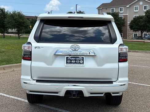 Certified 2021 Toyota 4Runner Limited AWD/4WD image 6