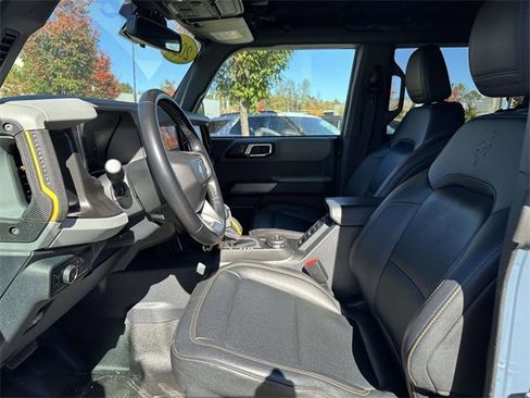 Used 2023 Ford Bronco Badlands image 21