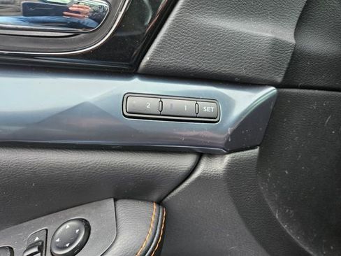 Used 2022 Nissan Maxima SR w/ Sport Mat Group image 11