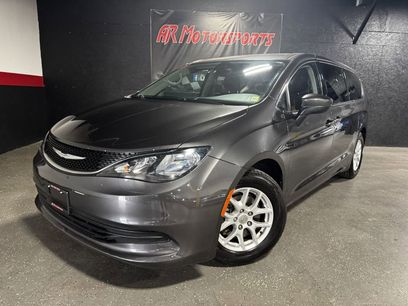 Used 2017 Chrysler Pacifica Touring