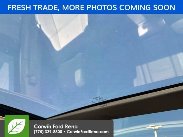 Used 2014 Jeep Grand Cherokee Limited w/ Luxury Group II AWD/4WD image 16