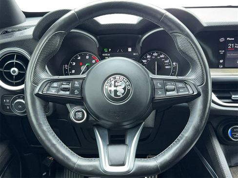 Used 2022 Alfa Romeo Stelvio Ti w/ Active Assist Plus Package image 17