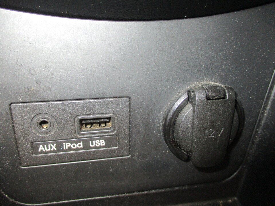 Used 2012 Hyundai Accent GLS w/ Premium Pkg 3 FWD image 33
