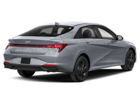 Used 2023 Hyundai Elantra SEL w/ Convenience Package FWD image 5