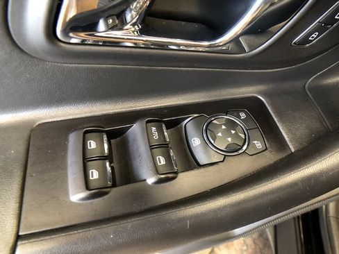 Certified 2018 Ford Taurus SEL w/ Equipment Group 201A AWD/4WD image 12