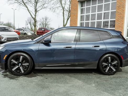 Used 2023 BMW iX xDrive50 w/ Premium Package image 48