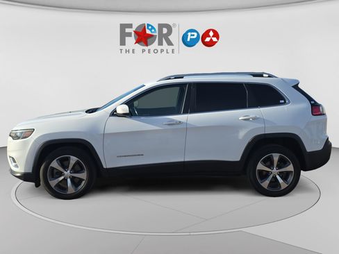 Used 2019 Jeep Cherokee Limited FWD image 2