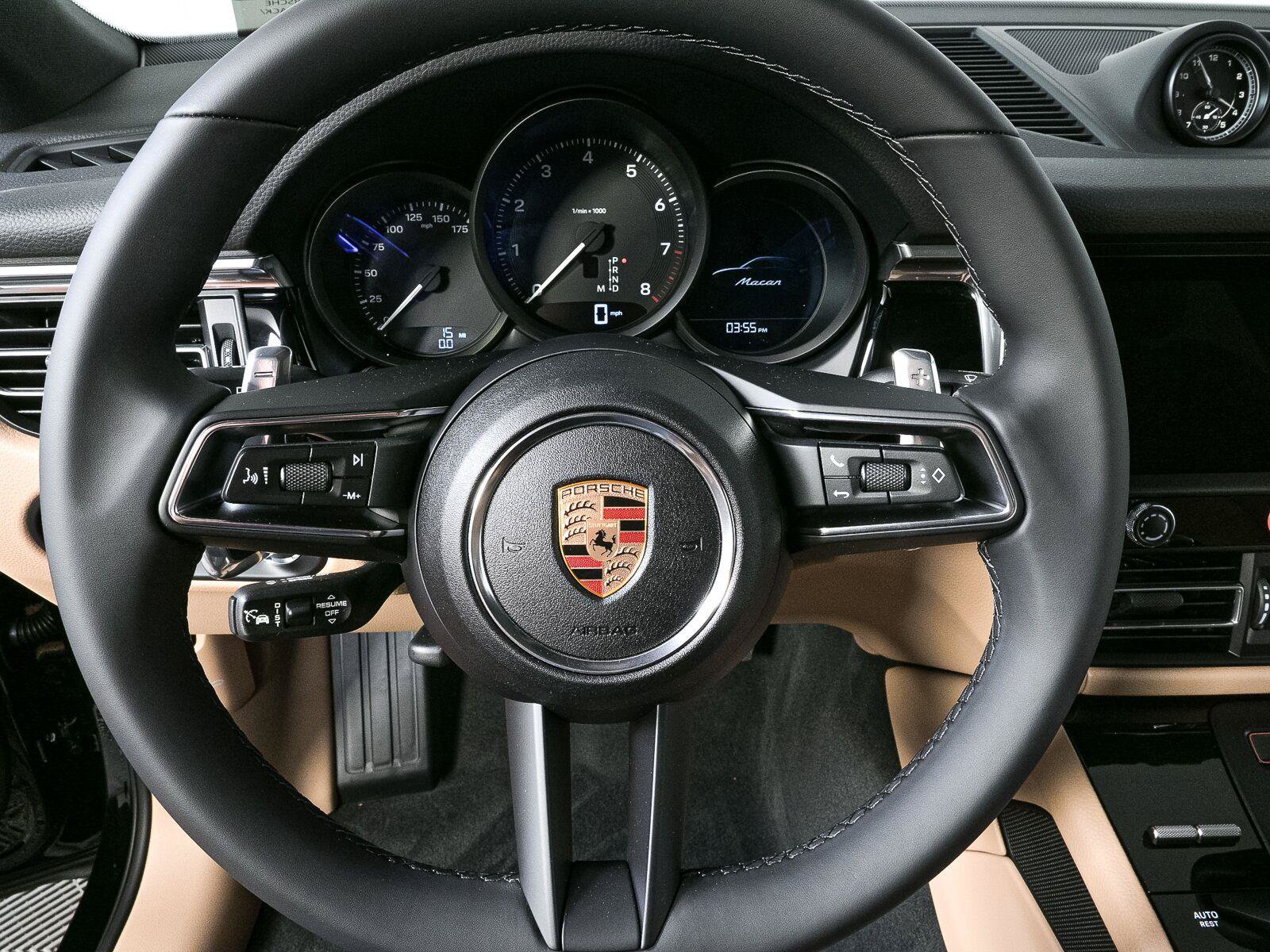 New 2026 Porsche Macan AWD/4WD image 9