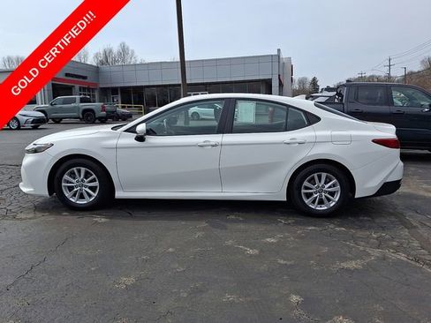 Certified 2025 Toyota Camry LE image 7