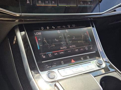 Used 2023 Audi Q7 3.0T Prestige image 27