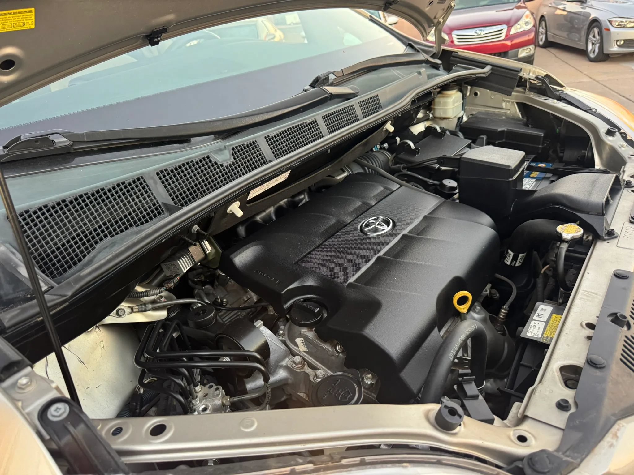 Used 2015 Toyota Sienna LE FWD image 26