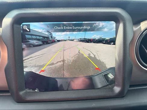 Used 2020 Jeep Gladiator Sport w/ Quick Order Package 24S AWD/4WD image 15