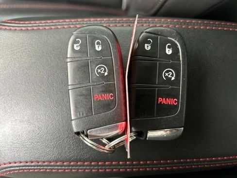 Used 2016 Jeep Renegade Trailhawk w/ Premium Trailhawk Package AWD/4WD image 54
