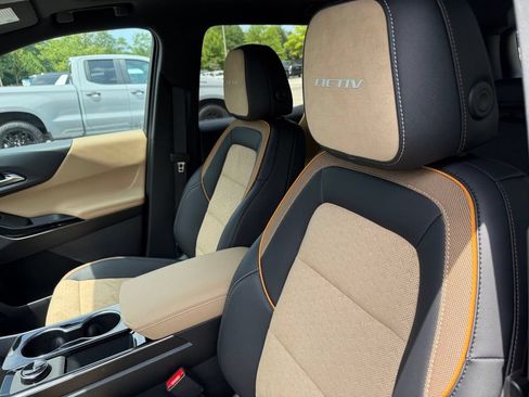 New 2026 Chevrolet Equinox ACTIV w/ LPO, Floor Liner Package FWD image 11