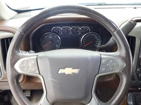 Used 2015 Chevrolet Silverado 1500 High Country w/ High Country Premium Package AWD/4WD image 21