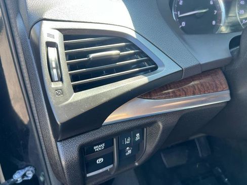 Used 2018 Acura MDX SH-AWD image 26