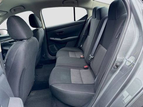 Used 2025 Nissan Sentra SV FWD image 31