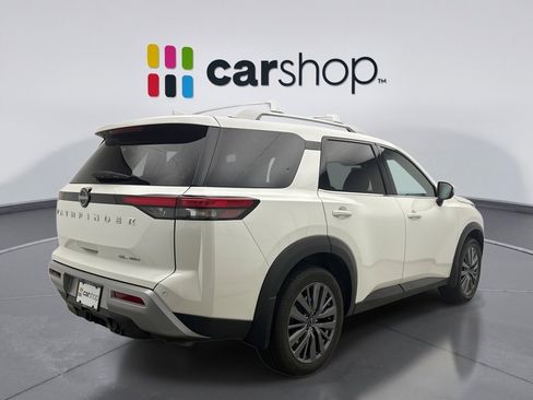 Used 2023 Nissan Pathfinder SL w/ SL Premium Package AWD/4WD image 5