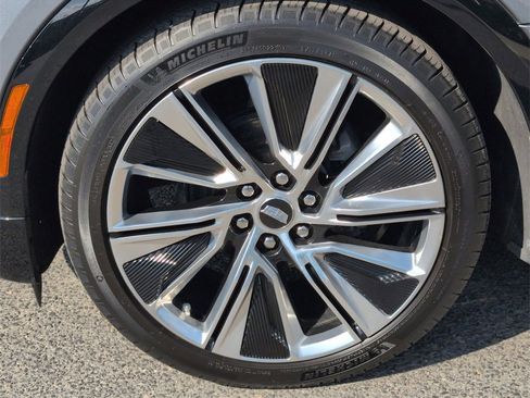 Certified 2023 Cadillac Lyriq Luxury image 34