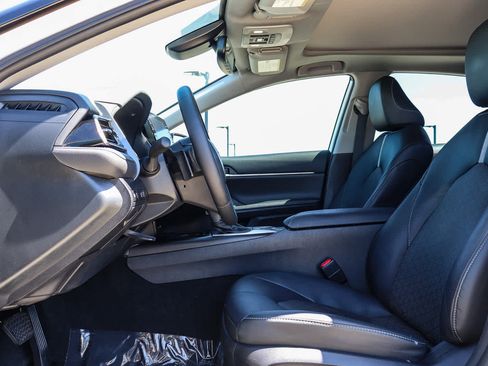 Used 2024 Toyota Camry XSE FWD image 18