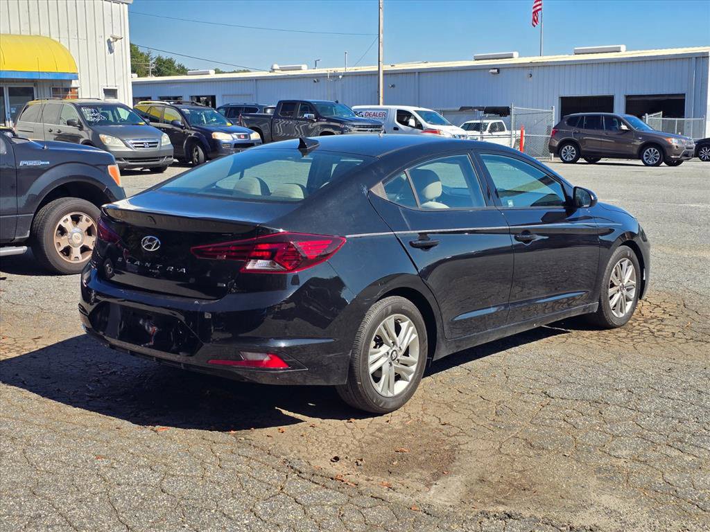Used 2020 Hyundai Elantra SEL w/ Convenience Package (C2) FWD image 10