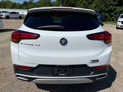 Used 2021 Buick Encore GX Preferred w/ Cold Weather Comfort Package FWD image 4