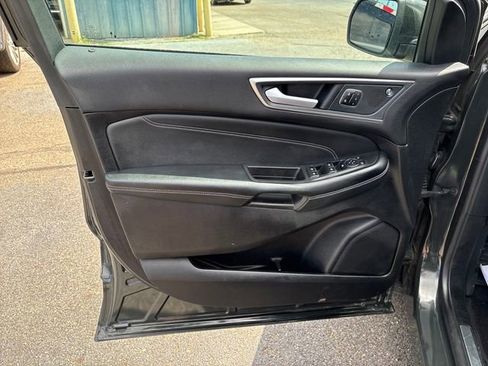 Used 2024 Ford Edge Titanium AWD/4WD image 7